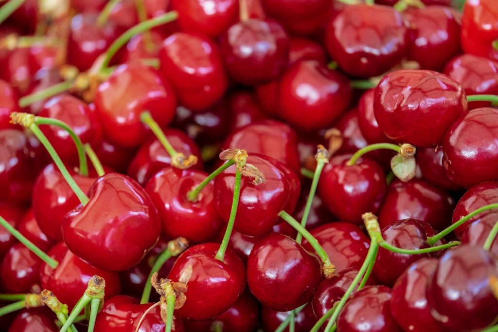 cherries, fruits, food-3433775.jpg
